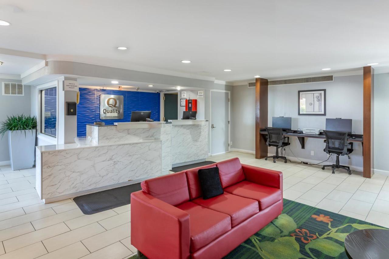 Quality Inn Fayetteville Near Fort Bragg Εξωτερικό φωτογραφία