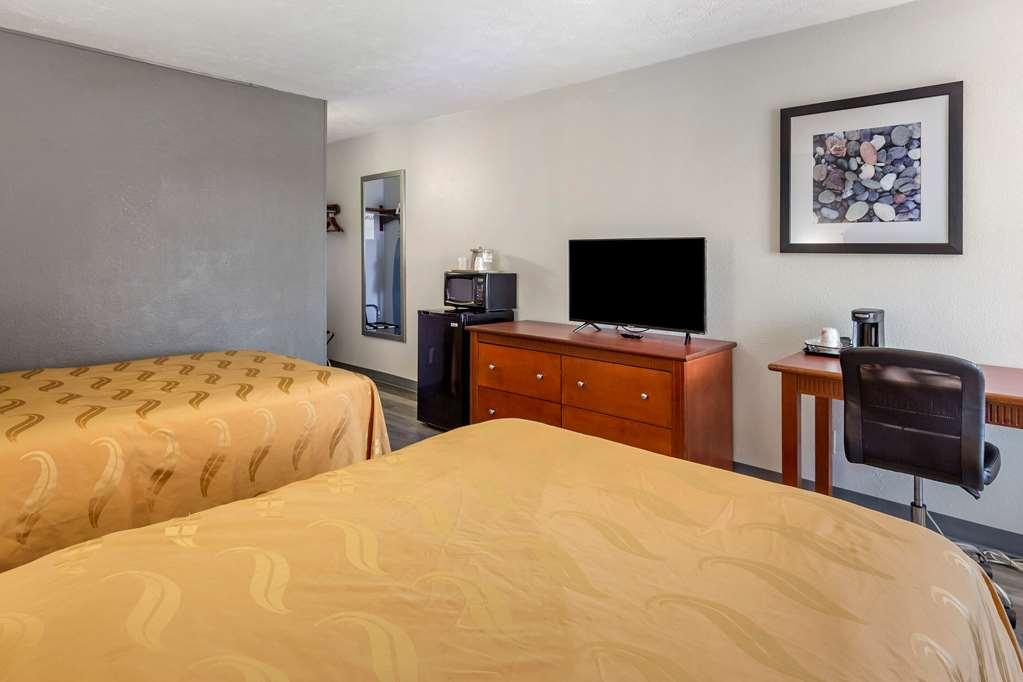 Quality Inn Fayetteville Near Fort Bragg Δωμάτιο φωτογραφία