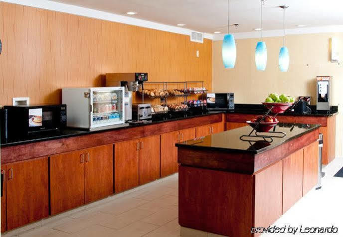 Quality Inn Fayetteville Near Fort Bragg Εξωτερικό φωτογραφία
